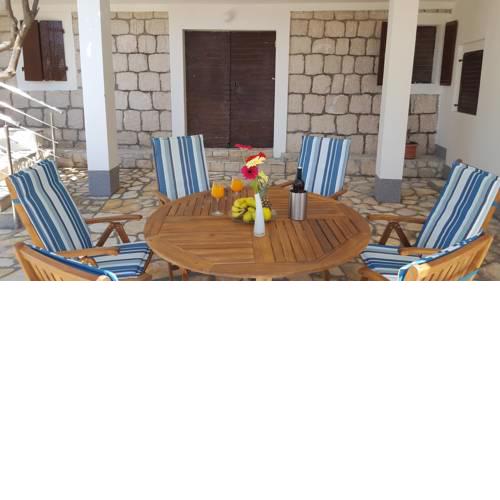 Holiday Home Iv-Ana
