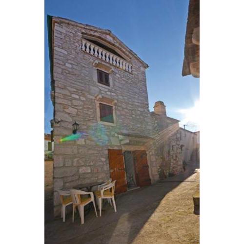 Holiday Home Kamena Kuca