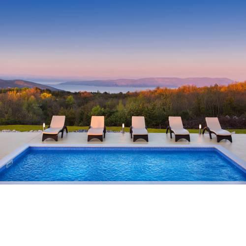 Holiday Home Bura