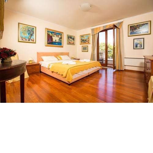 Holiday Home Lapad Beach Royal