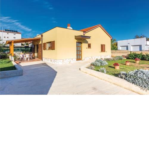 Holiday home Liznjan *LXII *