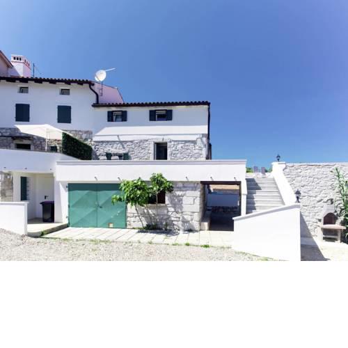 Holiday Home Matea (MOD207)