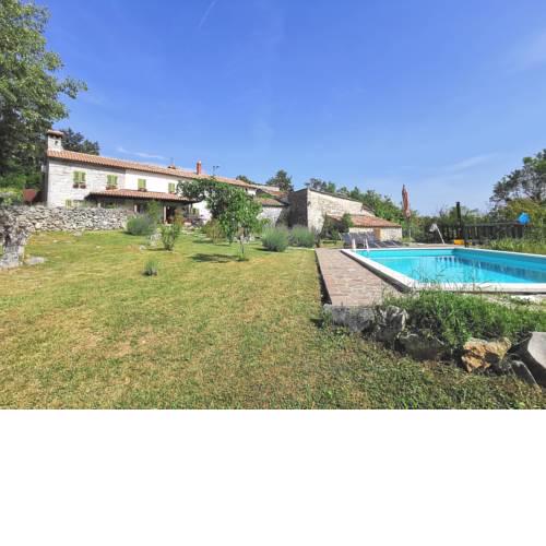 Holiday Home Mavrici - Two Bedroom Holiday Home with Pool