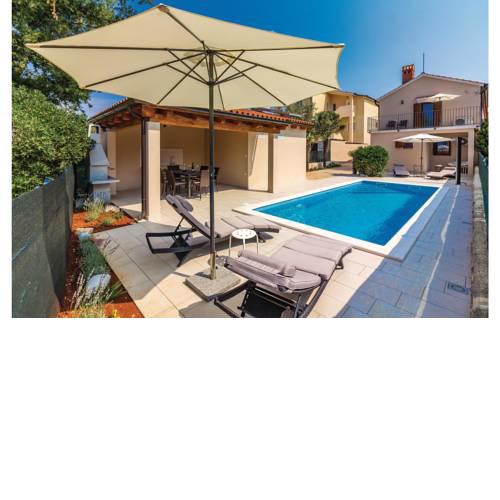 Holiday Home Medulin II