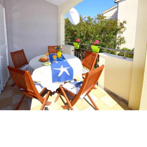 Holiday Home Moment
