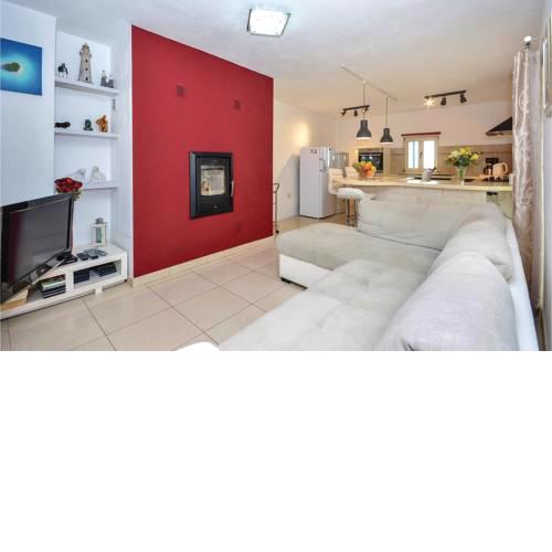 Holiday Home Podstrana with Fireplace 06