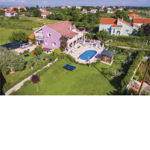 Holiday home Policnik IV