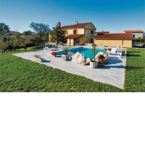 Holiday home Presika 39