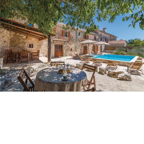 Holiday Home Rezanci 05
