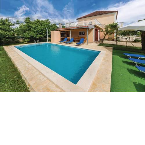 Holiday home Skabrnja 79 with Outdoor Swimmingpool