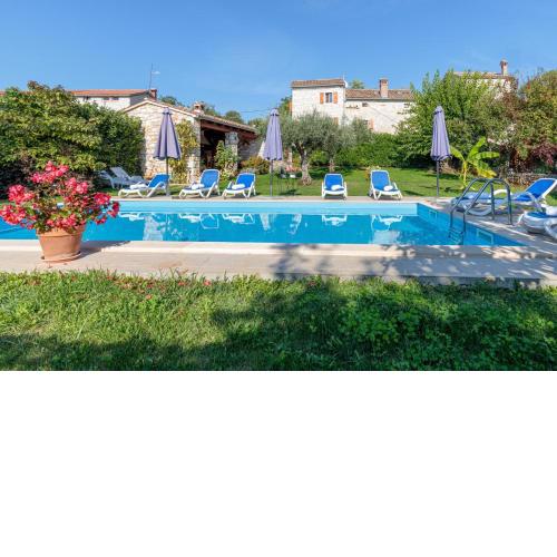 Holiday Home Tamaris with Pool