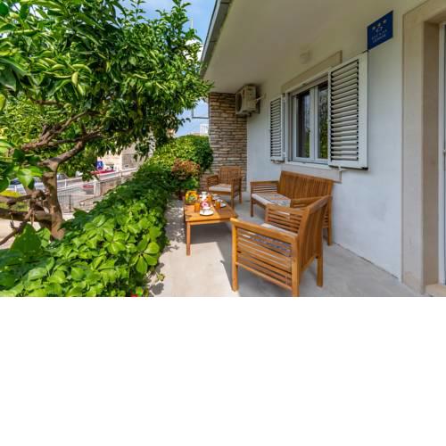 Holiday Home Tamjan