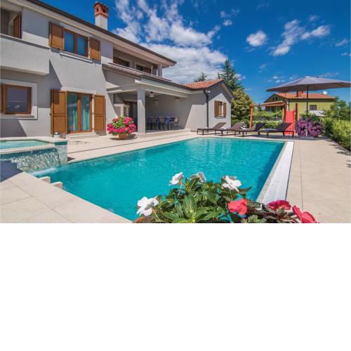 Holiday home Trosti 56 with Outdoor Swimmingpool