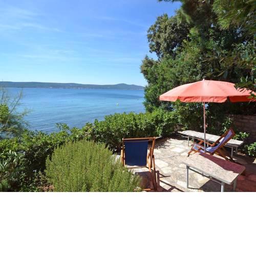 New! Beach holiday home Janika