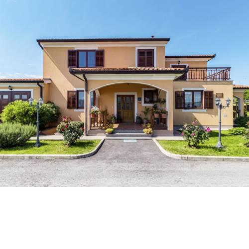 Holiday Home Villa Helena (IPC131)
