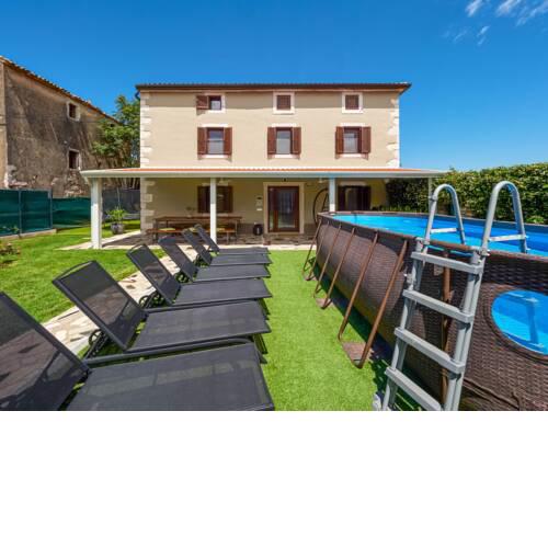Holiday Home Villa Mala Petra