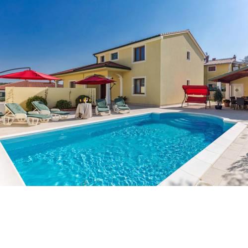 Holiday Home Villa Monique