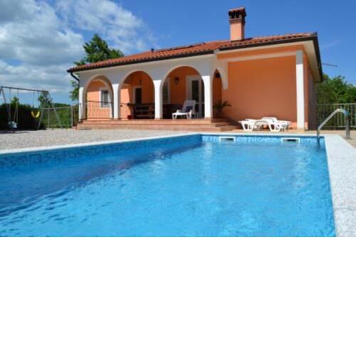 Holiday Home Zahtila