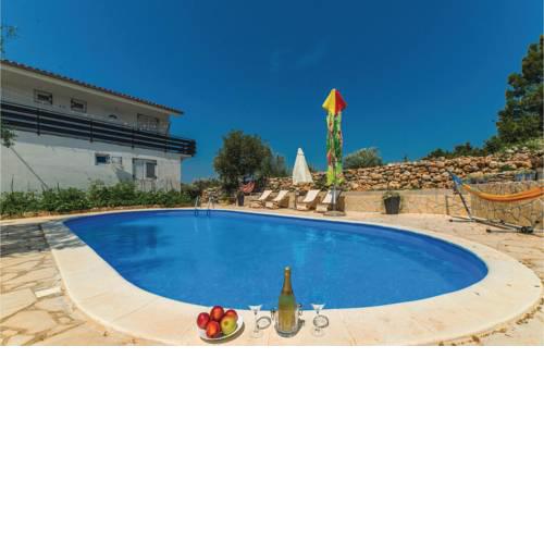 Holiday Home Zdrelac 06
