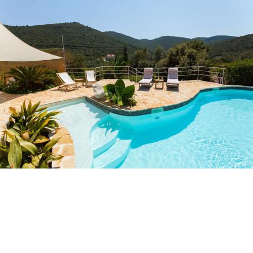 Holiday Homes Relax