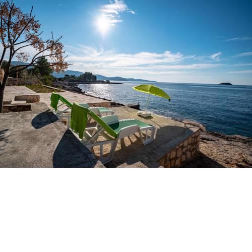 Holiday house by the sea with amazing terrase view - Vela luka