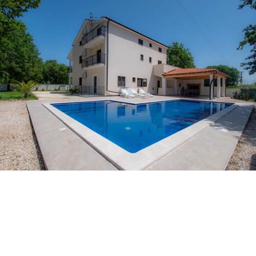 Holiday House for 18 persons with pool near Porec