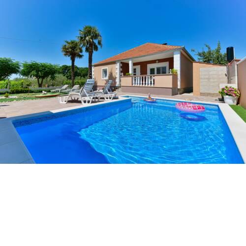 Holiday House MERI, 5+2, Benkovac