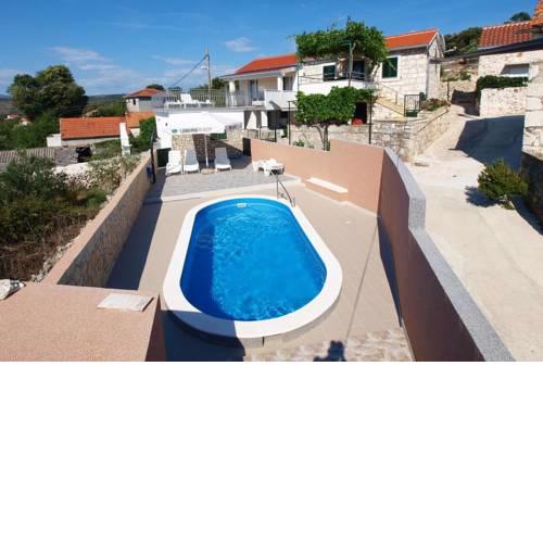 Holiday house with a swimming pool Razanj, Rogoznica - 17904