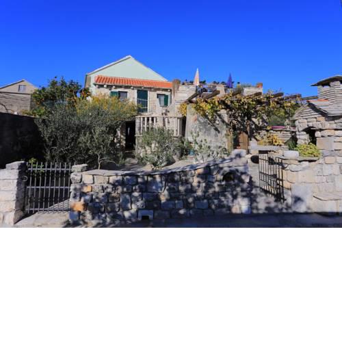 Holiday house with WiFi Gustirna, Trogir - 16218