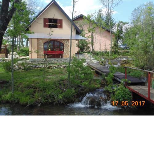 Holliday house Kaskade Otuče