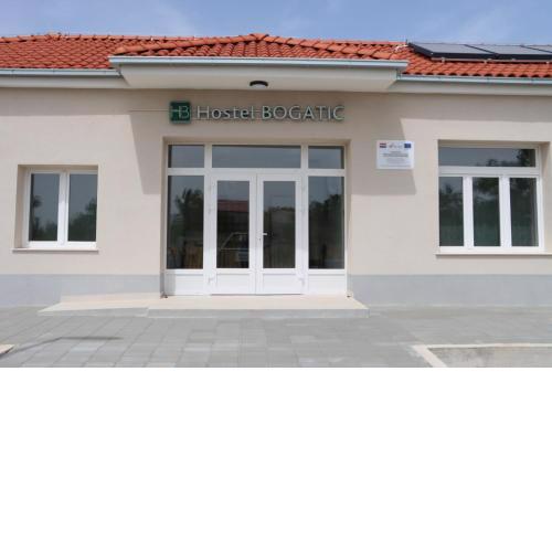 Hostel Bogatić