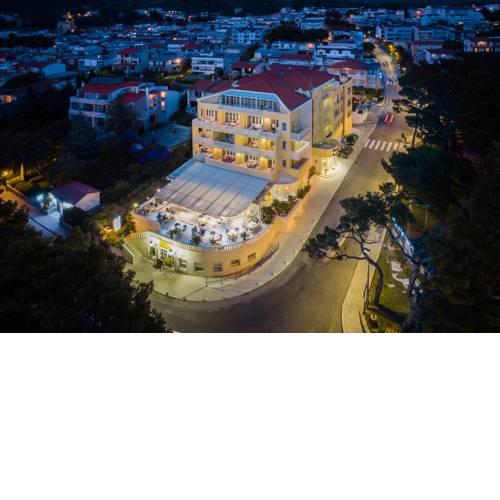 Hotel Bacchus