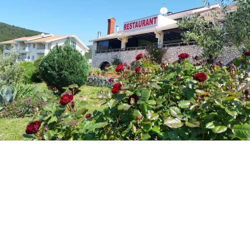 Hotel Zlatni Lav