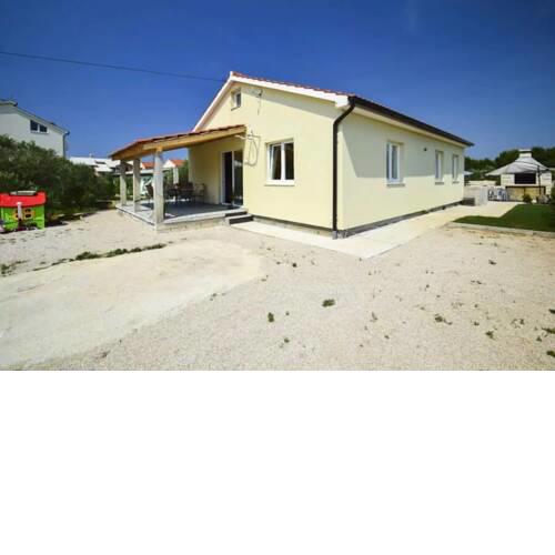 House Divna