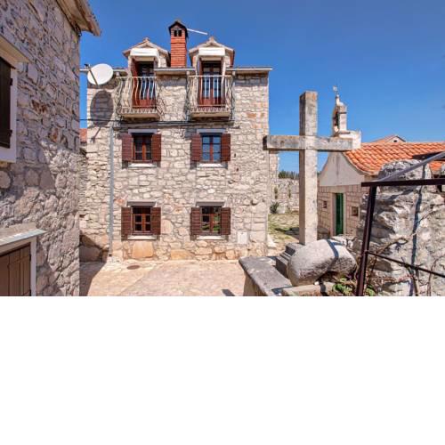 House Dulcic