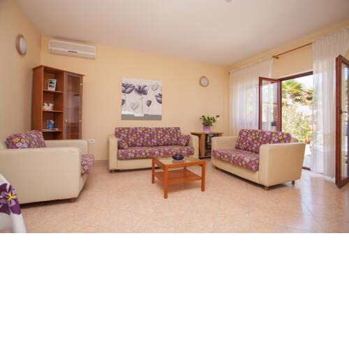 House Manola