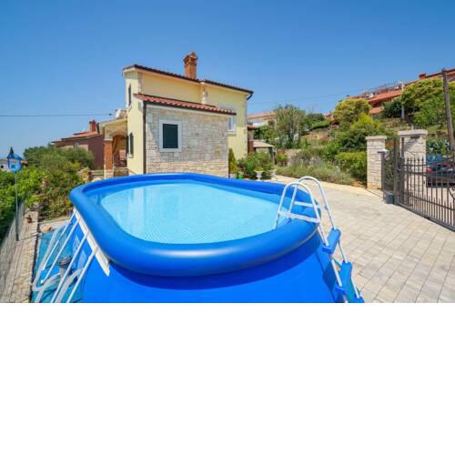 House Radmila