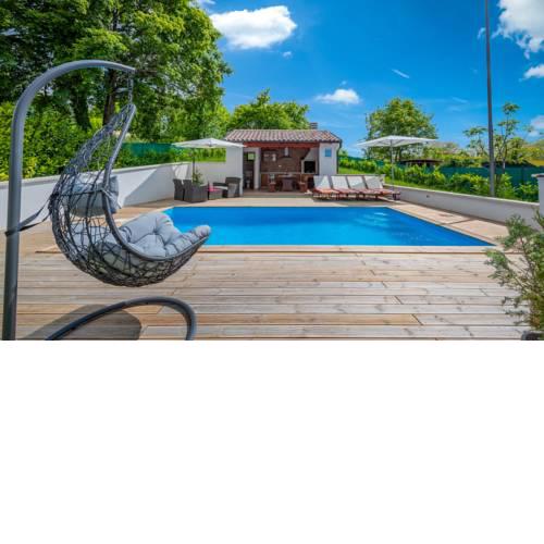 House Smoky with private pool