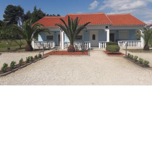 Ines & Iva Apartments