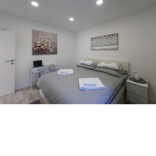 I.P.S. Apartment