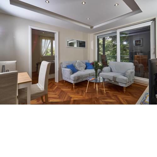 Iva Apartment