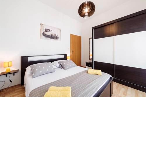 Kalauz Rooms