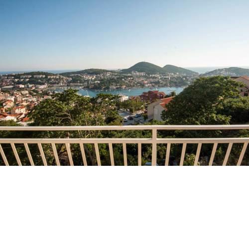 Killer View Apartment