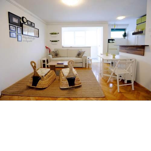Ko Foo Apartment
