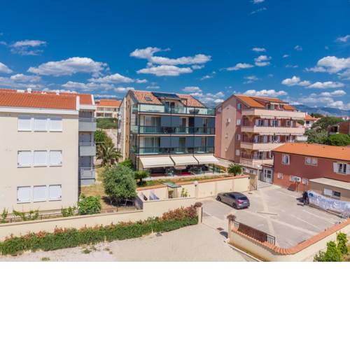 Kristal Paris Apartments