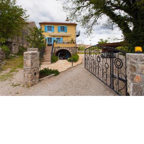 Krk Houses