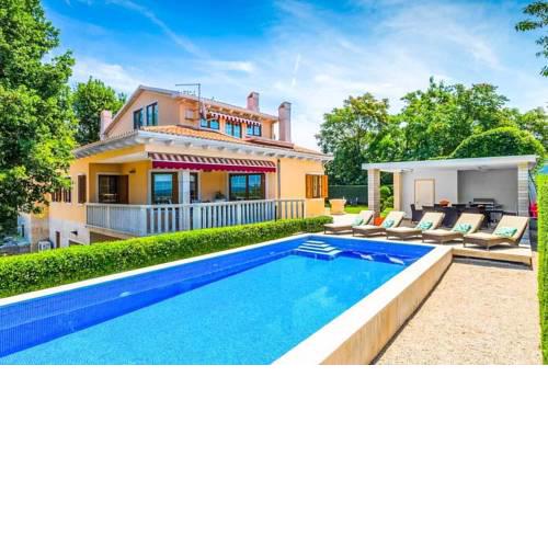 Labin Villa Sleeps 10 Pool Air Con WiFi