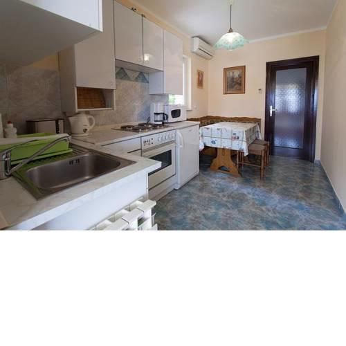 Large Terrace Apartment in Omisalj 3623-3