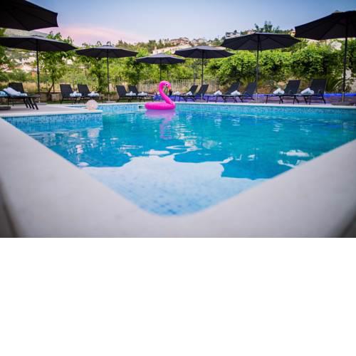 LCT Blue Lions Apartments