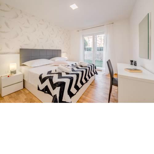LCT Oleander Apartments